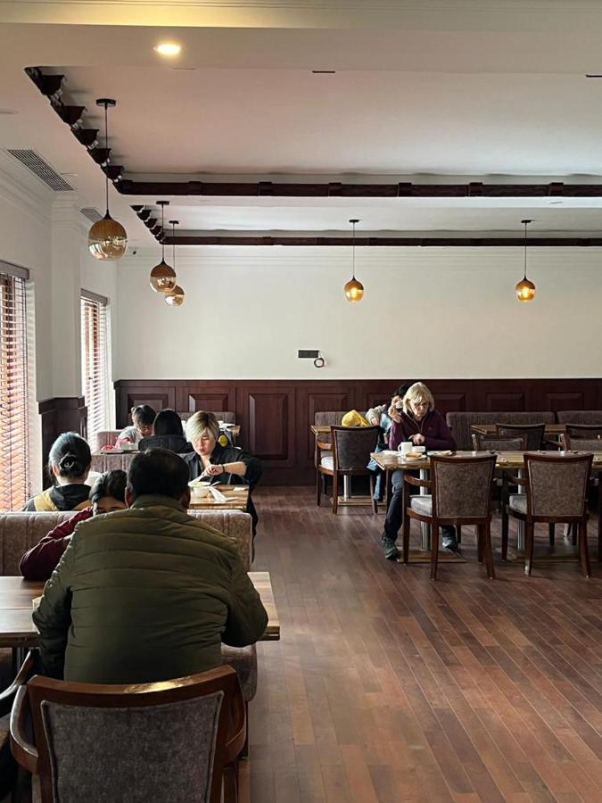 ホテル Ashoka Ladakh レー エクステリア 写真