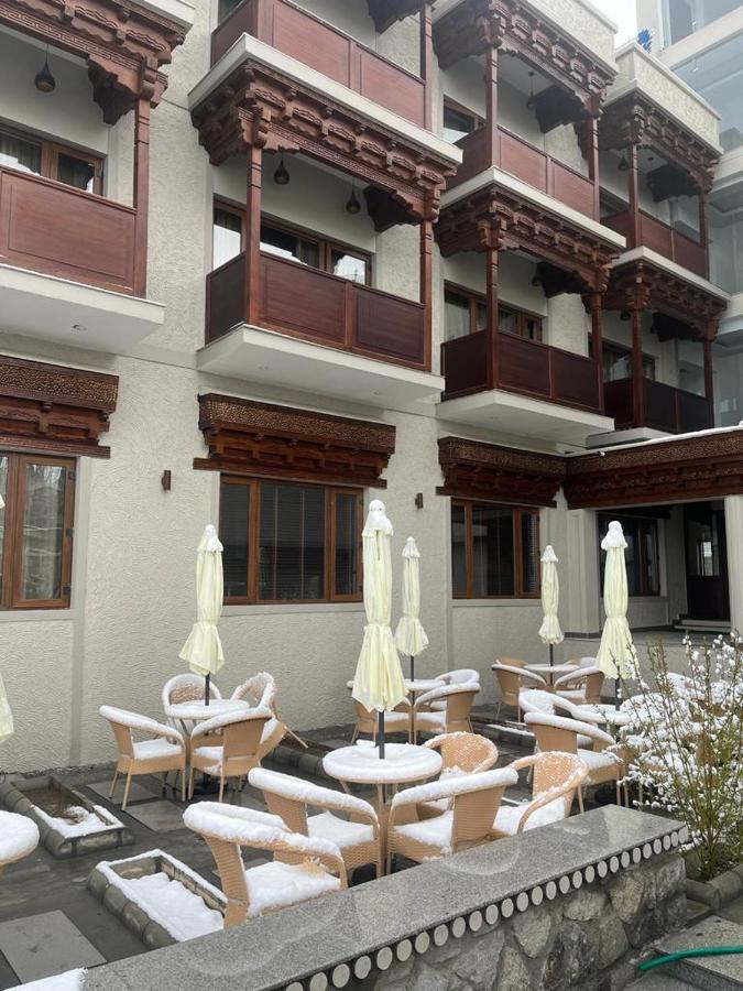 ホテル Ashoka Ladakh レー エクステリア 写真